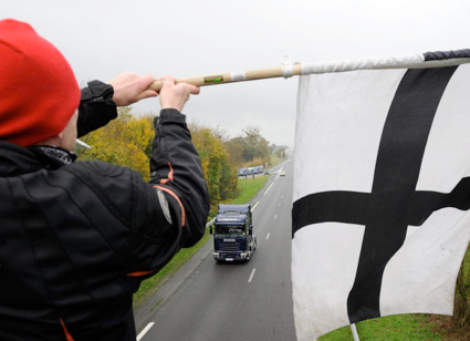 LA FRANCE N’EST EN BRETAGNE QUE PAR LA FORCE